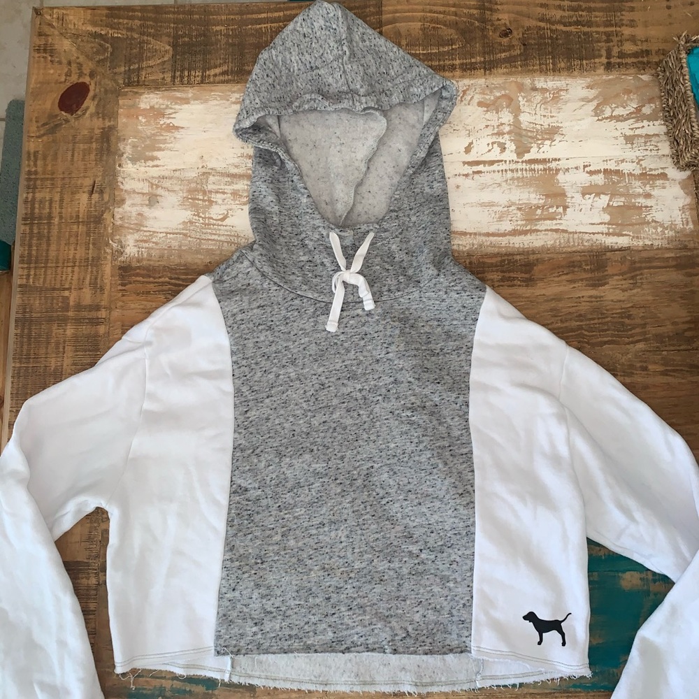 PINK Workout Cropped Hoodie